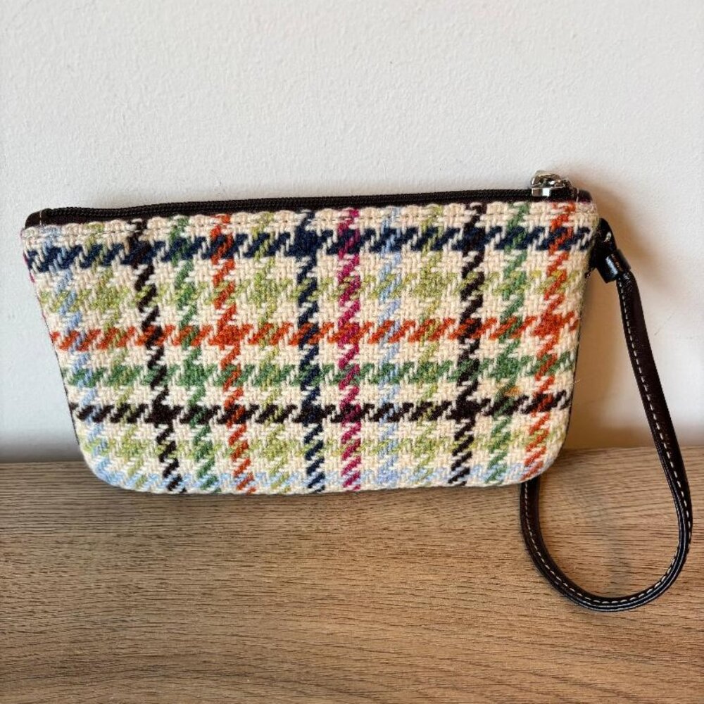 Coach Hampton Tattersall 100% Wool Plaid Wristlet Leather Trim Belt Buckle NEW - Picture 7 of 8